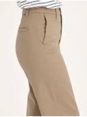 Dockers Ideal Fit Chino Pants in Khaki Ta. 10P